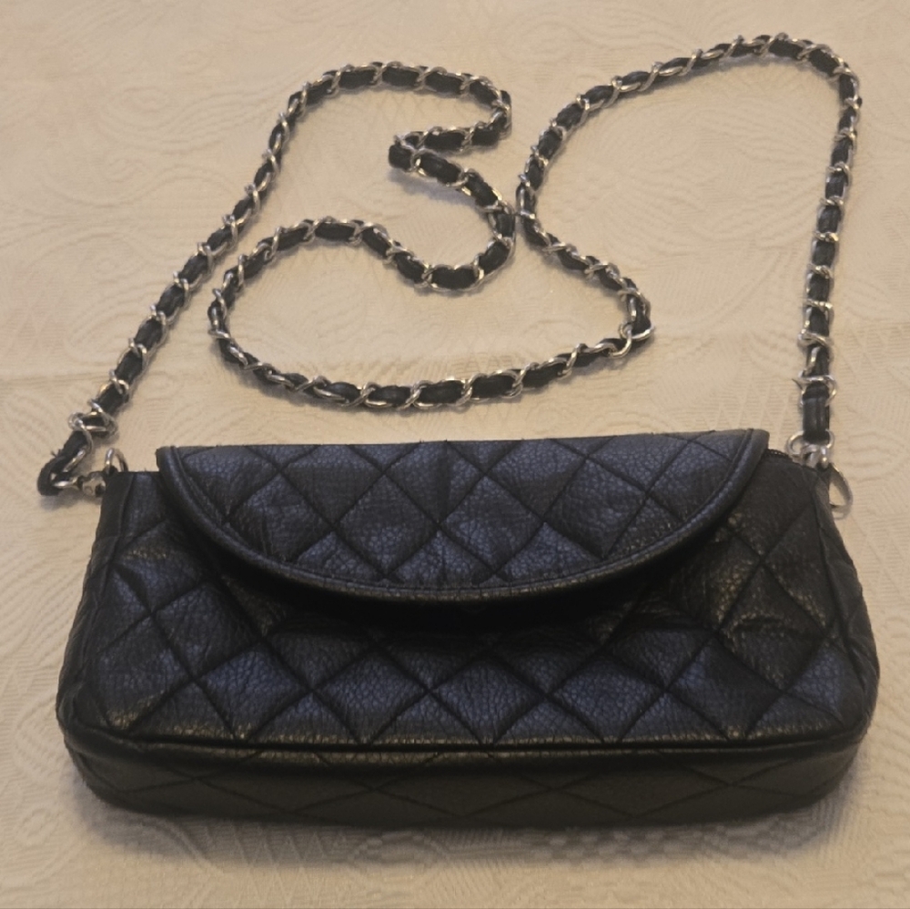 Black Quilted Crossbody with Chain Strap